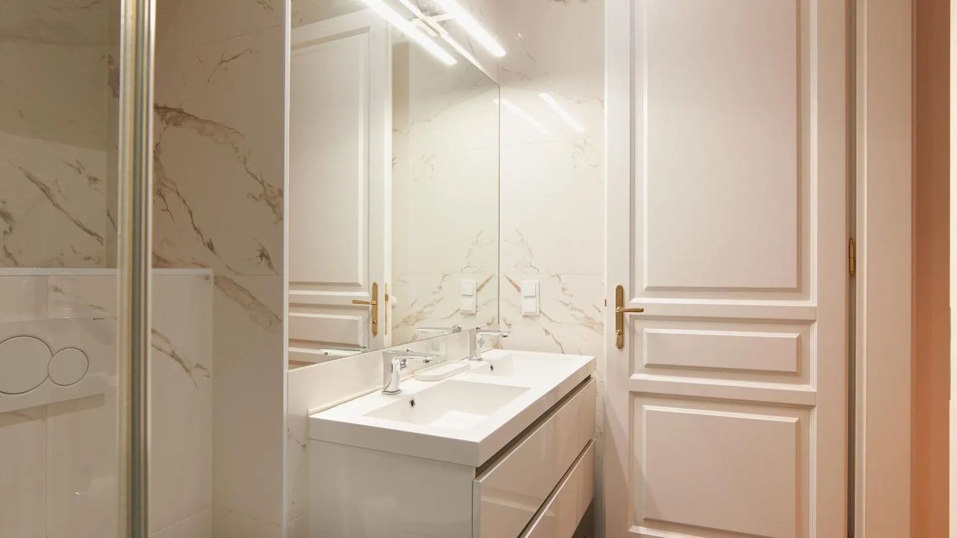 Designer Apartment In The City Center Vienna Austria